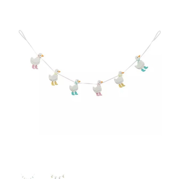 Hobby Lobby Viral Goose Garland - Picture 1 of 1